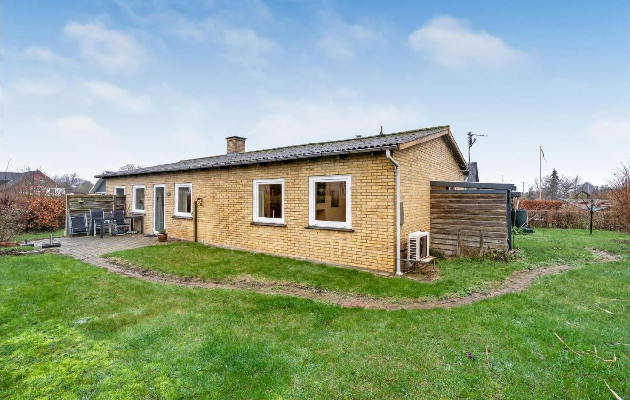 Beautiful Home In Nakskov With Kitchen Eksteriør bilde
