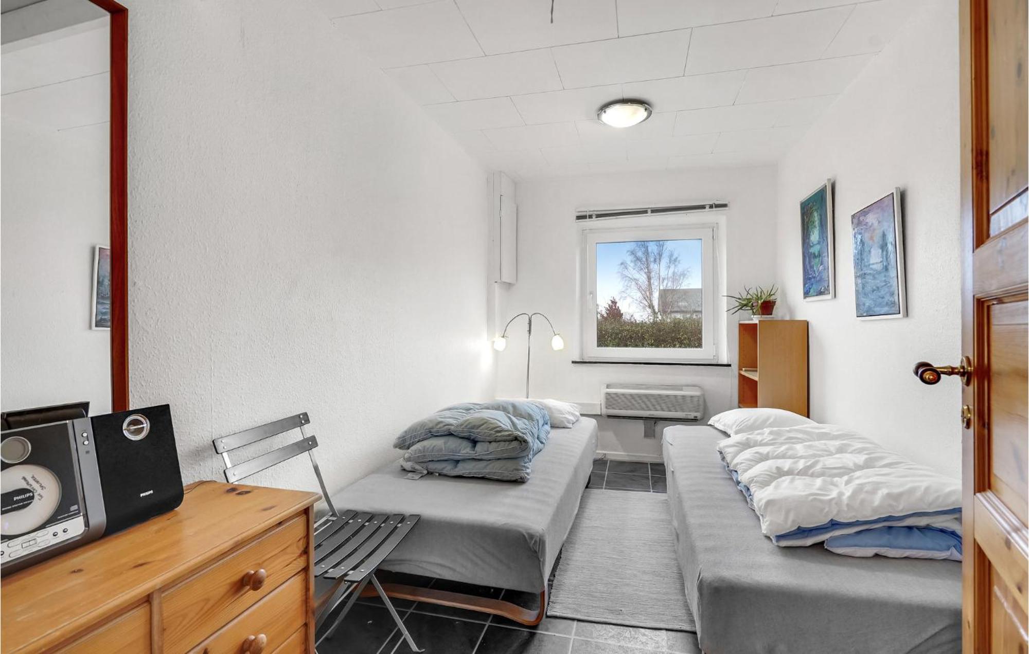 Beautiful Home In Nakskov With Kitchen Eksteriør bilde